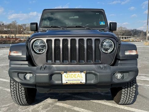 Used 2020 Jeep Wrangler Unlimited Sport image 2