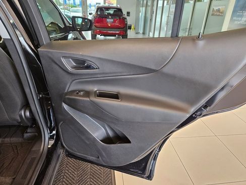 Used 2023 Chevrolet Equinox LT w/ LPO, Floor Liner Package AWD/4WD image 27