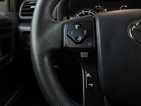 Used 2023 Toyota 4Runner TRD Off-Road AWD/4WD image 37