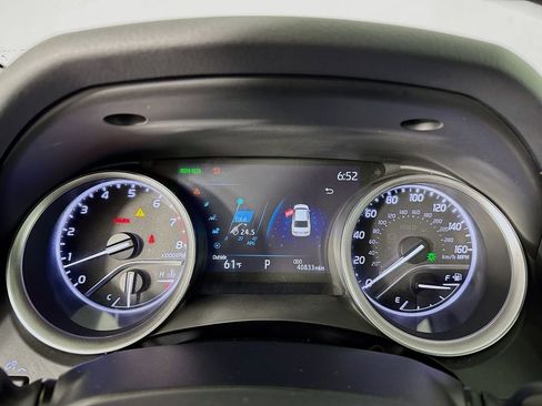 Used 2021 Toyota Camry LE w/ Cold Weather Package image 18