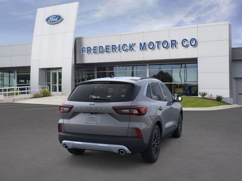 New 2026 Ford Escape SE image 8