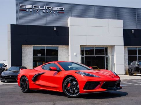 Used 2020 Chevrolet Corvette Stingray Premium Cpe w/ 3LT Preferred Equipment Group RWD image 3