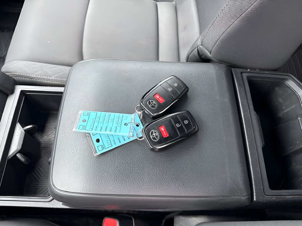 Used 2025 Toyota Tacoma SR RWD image 32