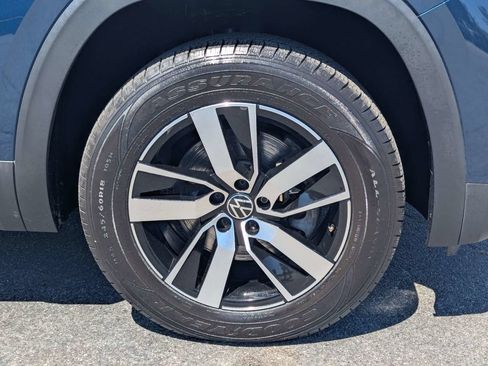 Used 2021 Volkswagen Atlas SE FWD image 12