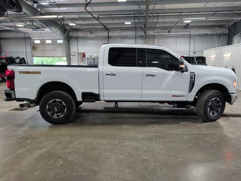 Used 2023 Ford F250 King Ranch w/ Tremor Off-Road Package AWD/4WD image 2