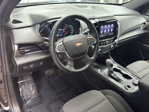 Used 2023 Chevrolet Traverse LT AWD/4WD image 10