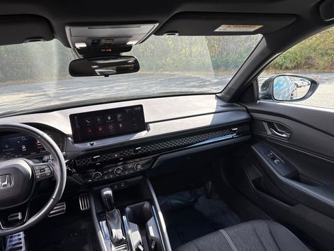 Used 2023 Honda Accord Sport image 36