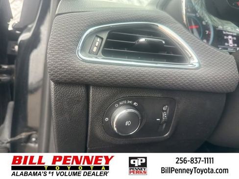 Used 2017 Chevrolet Cruze LT w/ Convenience Package image 24