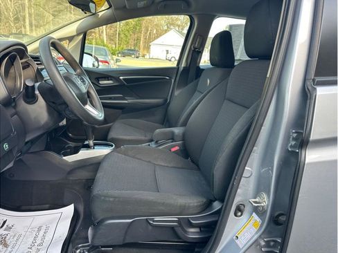 Used 2019 Honda Fit LX image 12