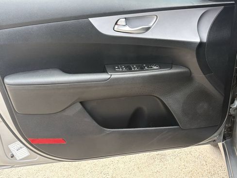 Used 2024 Kia Forte LXS FWD image 10