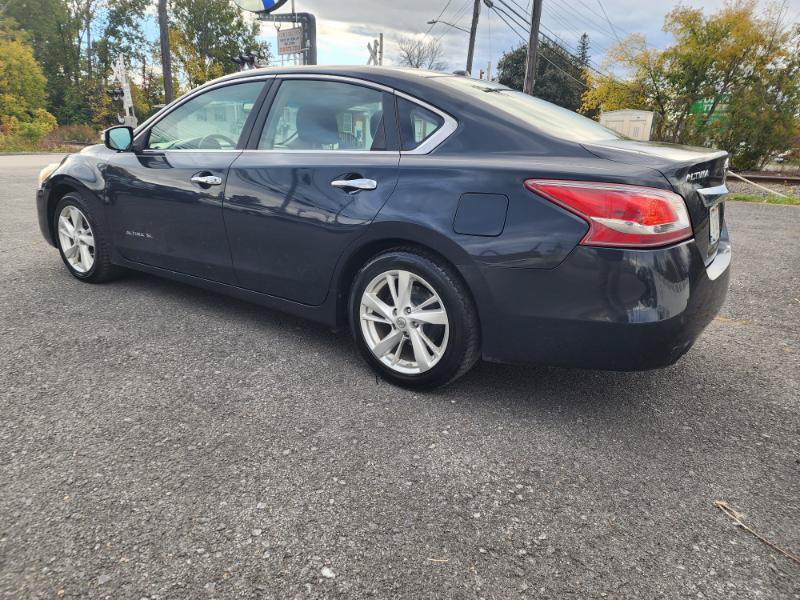 Used 2013 Nissan Altima 2.5 SL FWD image 6