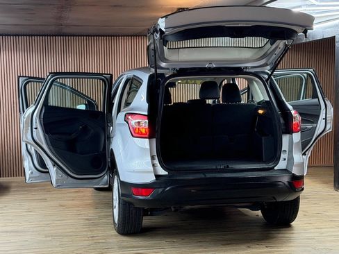 Used 2017 Ford Escape S image 8