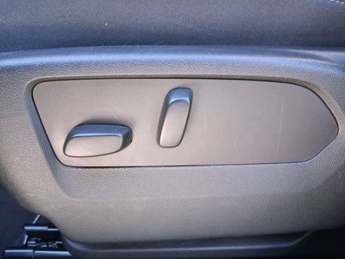 Used 2023 Buick Envision Essence FWD image 13