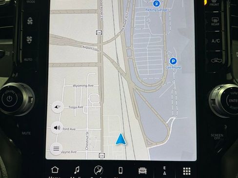 Used 2025 RAM 1500 Laramie image 36