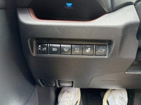Used 2019 Toyota RAV4 Limited w/ Advanced Technology Package AWD/4WD image 15