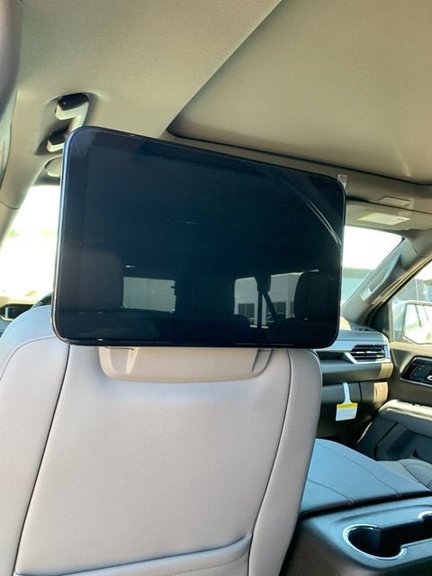 New 2026 GMC Yukon XL Elevation w/ Elevation Premium Package AWD/4WD image 18