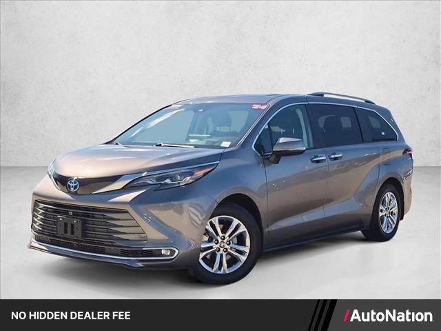 Used 2024 Toyota Sienna Platinum AWD/4WD image 1