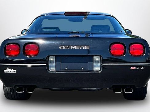 Used 1990 Chevrolet Corvette ZR-1 RWD image 7