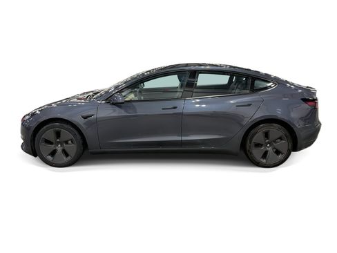 Certified 2023 Tesla Model 3 Standard Range RWD image 3