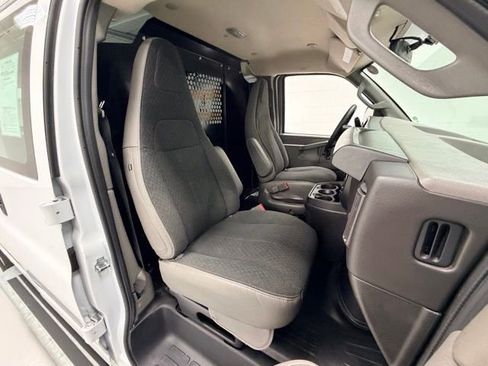Certified 2024 Chevrolet Express 2500 w/ Driver Convenience Package image 25