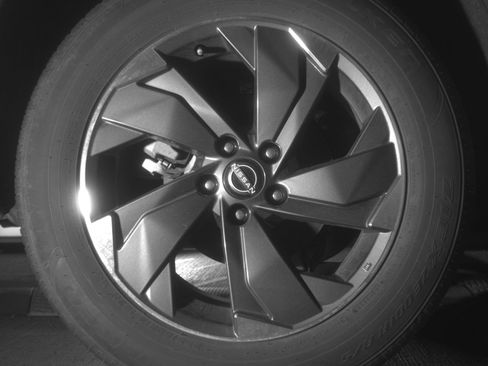 Used 2025 Nissan Rogue SV image 15