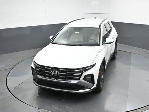 New 2026 Hyundai Tucson SEL FWD image 17