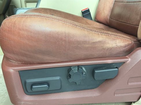 Used 2010 Ford F250 4x4 Crew Cab Super Duty image 27