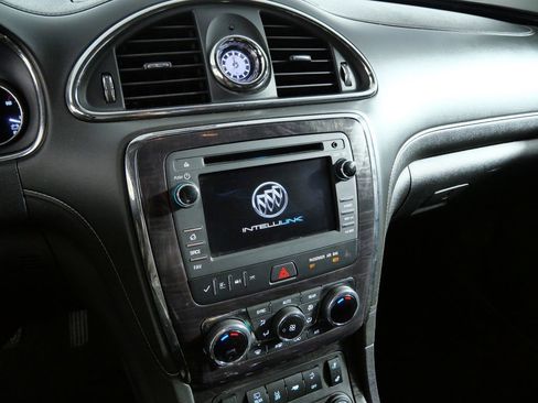 Used 2017 Buick Enclave Leather w/ Trailering Package FWD image 18