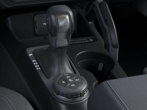 New 2025 Ford Bronco Big Bend w/ Black Diamond Package image 17