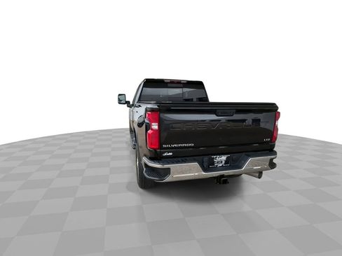 Used 2021 Chevrolet Silverado 2500 LTZ AWD/4WD image 7