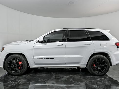 Used 2019 Jeep Grand Cherokee SRT AWD/4WD image 6