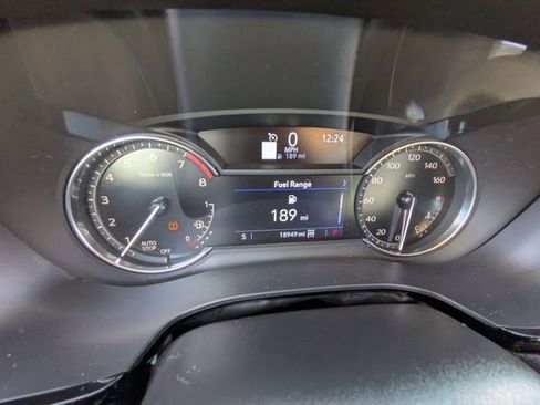 Used 2025 Cadillac XT5 Premium Luxury image 16