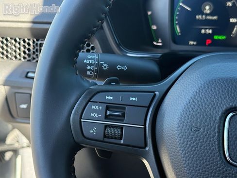 Used 2026 Honda CR-V Sport-L image 17