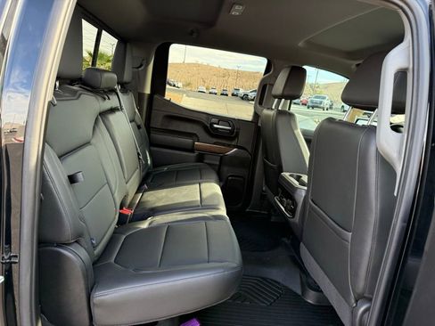 Used 2020 Chevrolet Silverado 1500 LT Trail Boss image 15