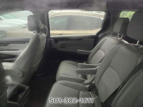 Used 2024 Honda Odyssey EX-L image 3