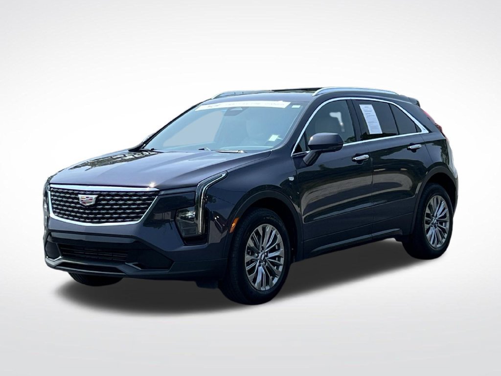 Used 2025 Cadillac XT4 Premium Luxury FWD image 1