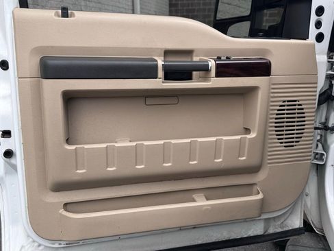 Used 2008 Ford F350 Lariat image 10