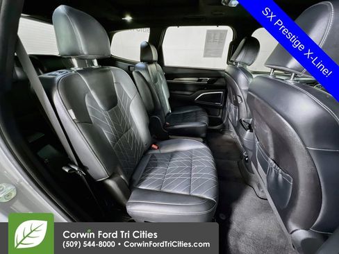 Used 2024 Kia Telluride SX Prestige X-Line AWD/4WD image 18
