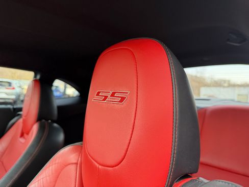 Used 2010 Chevrolet Camaro SS w/ RS Package image 13