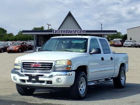 Used 2006 GMC Sierra 1500 SLT w/ Onstar Plus Package image 1