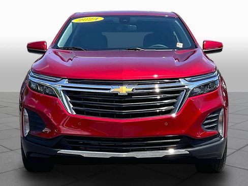 Used 2024 Chevrolet Equinox LT w/ LPO, Floor Liner Package FWD image 4