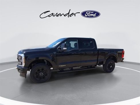 New 2025 Ford F250 Lariat w/ Lariat Ultimate Package image 4