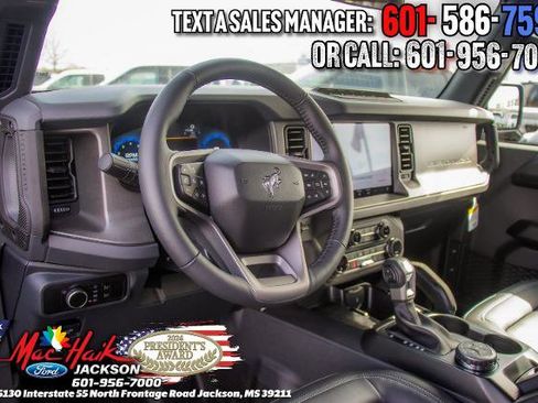 New 2026 Ford Bronco Badlands image 7