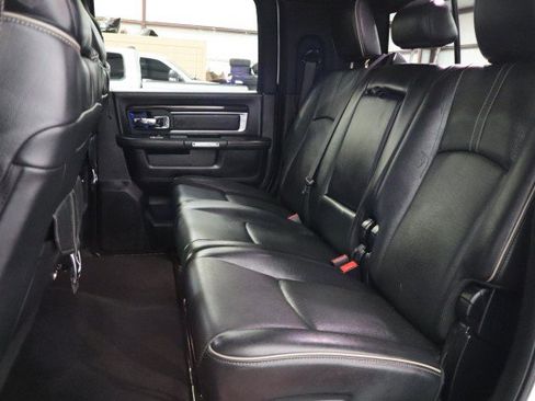 Used 2017 RAM 2500 Limited AWD/4WD image 9