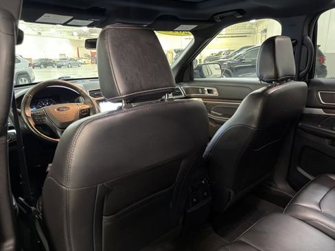 Used 2018 Ford Explorer Limited AWD/4WD image 20
