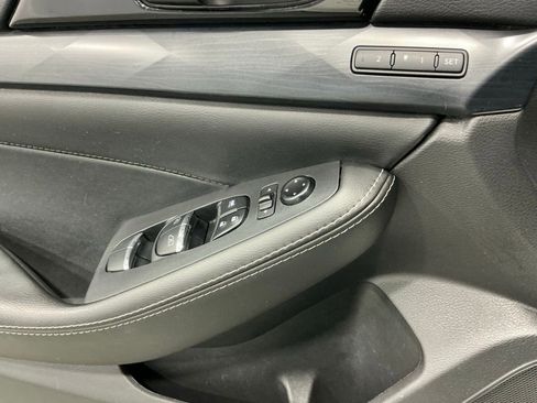 Used 2023 Nissan Maxima Platinum w/ Sport Mat Group image 27