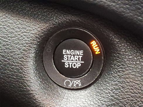 Used 2023 Jeep Cherokee Altitude Lux w/ Lux Elite Package image 26