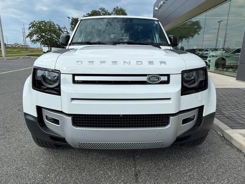 Used 2023 Land Rover Defender 110 S AWD/4WD image 2