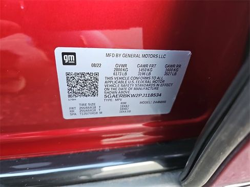 Certified 2023 Buick Enclave Essence image 37