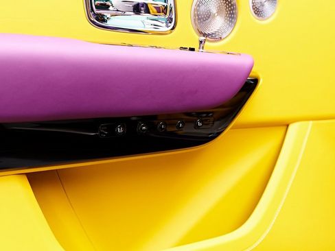 Used 2025 Rolls-Royce Cullinan image 42